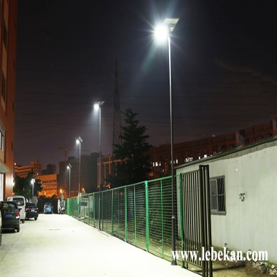 Do you know what is the solar street light?