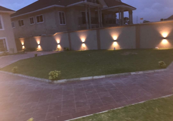 Outdoor up down led wall light